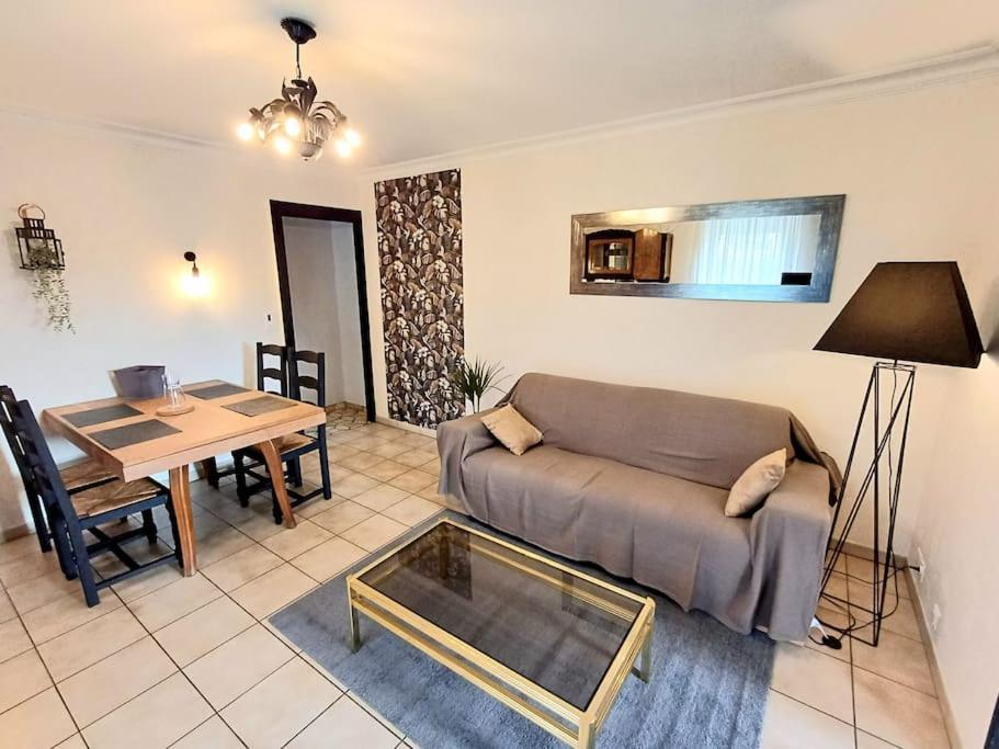 Maison De Village Avec Jardin Torpes  Esterno foto